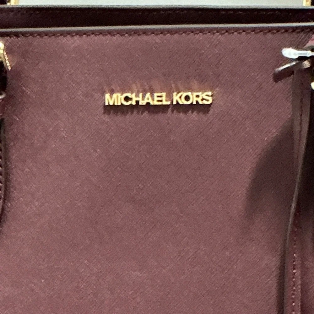 Michael Kors Voyager East West Tote Bag Burgundy Crossgrain Leather Gold Tone